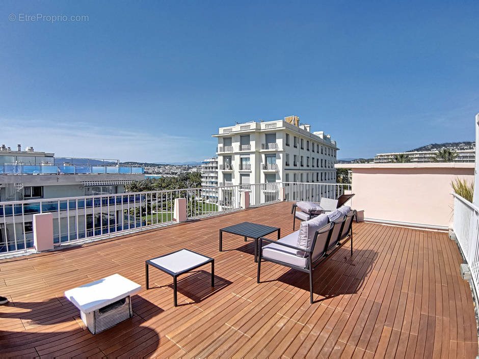 Appartement à CANNES