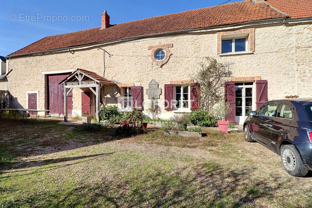 Maison à MILLY-LA-FORET