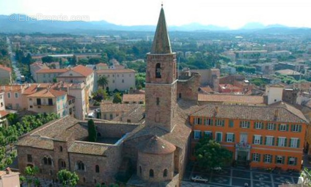 Appartement à FREJUS