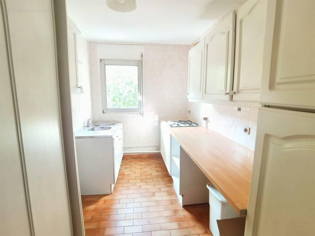 Appartement à PARIS-19E