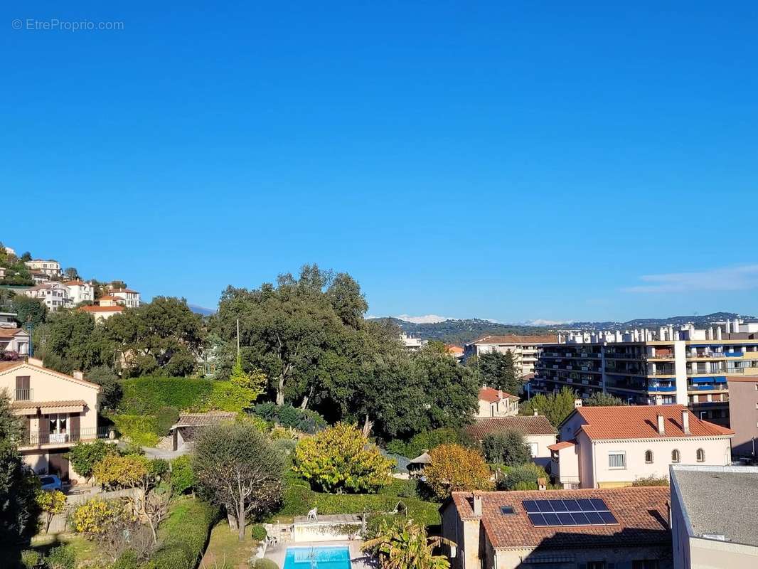 Appartement à MANDELIEU-LA-NAPOULE