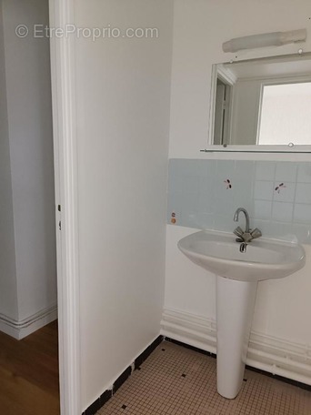 Appartement à PARIS-20E