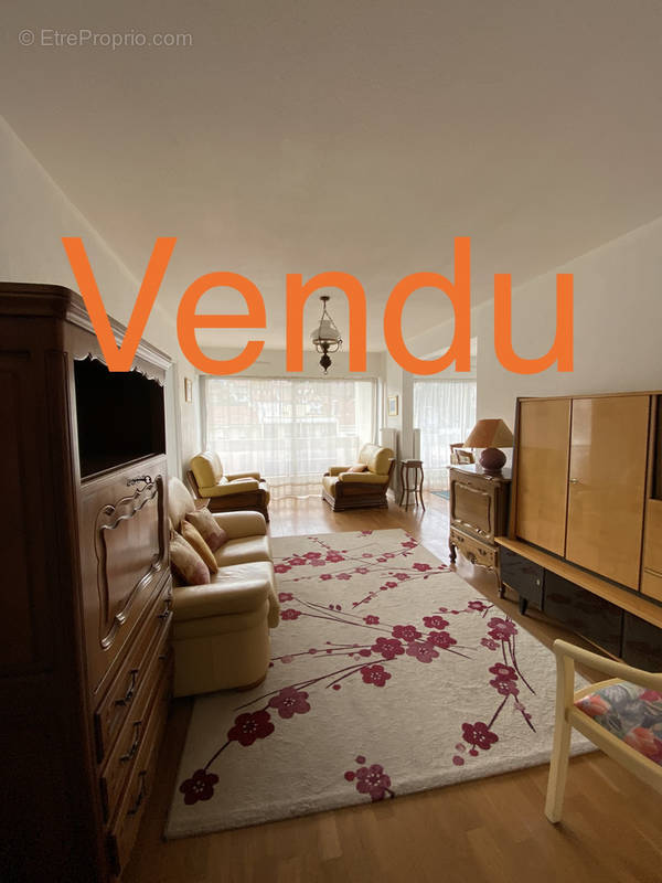 Appartement à SAINT-ETIENNE