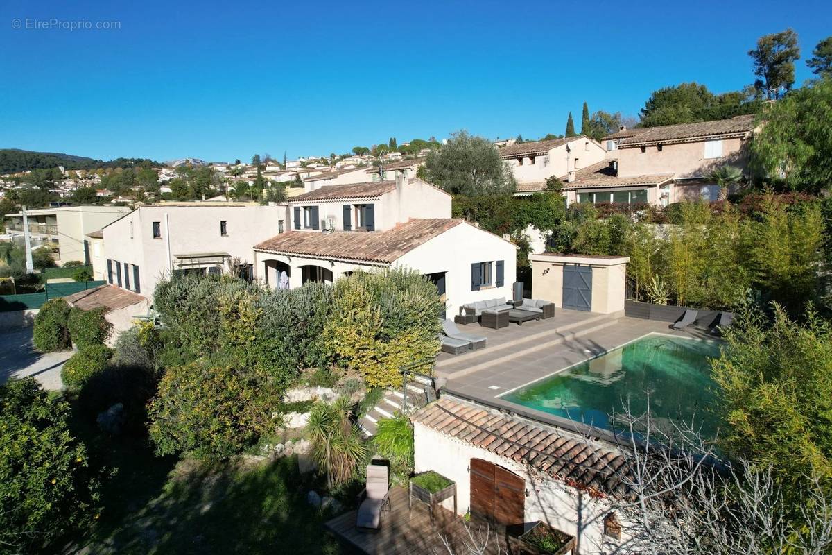 Maison à LA COLLE-SUR-LOUP