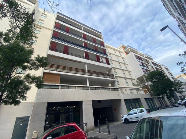 Appartement à MARSEILLE-15E