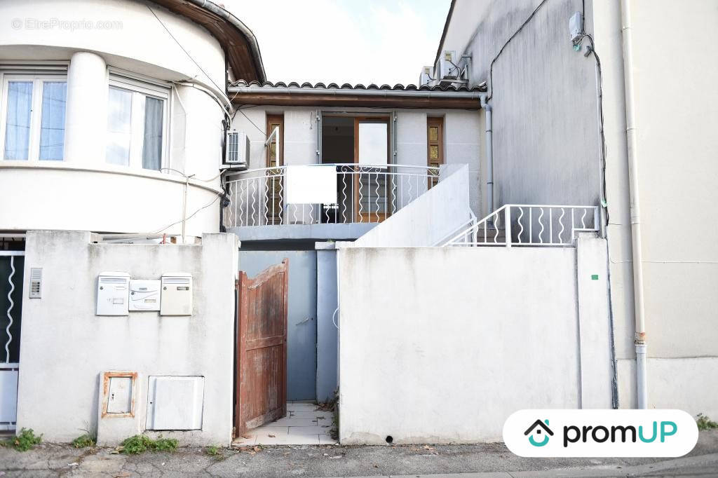 Appartement à NIMES