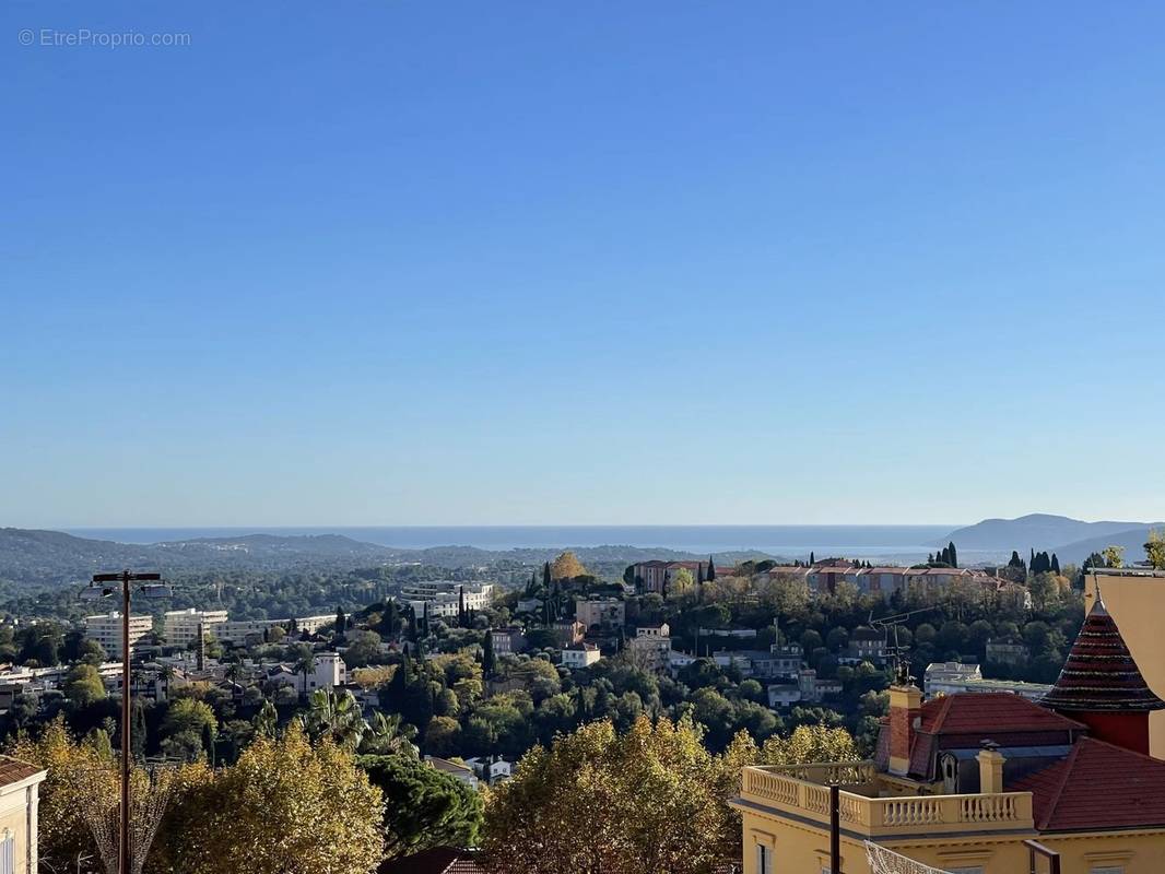 Appartement à GRASSE