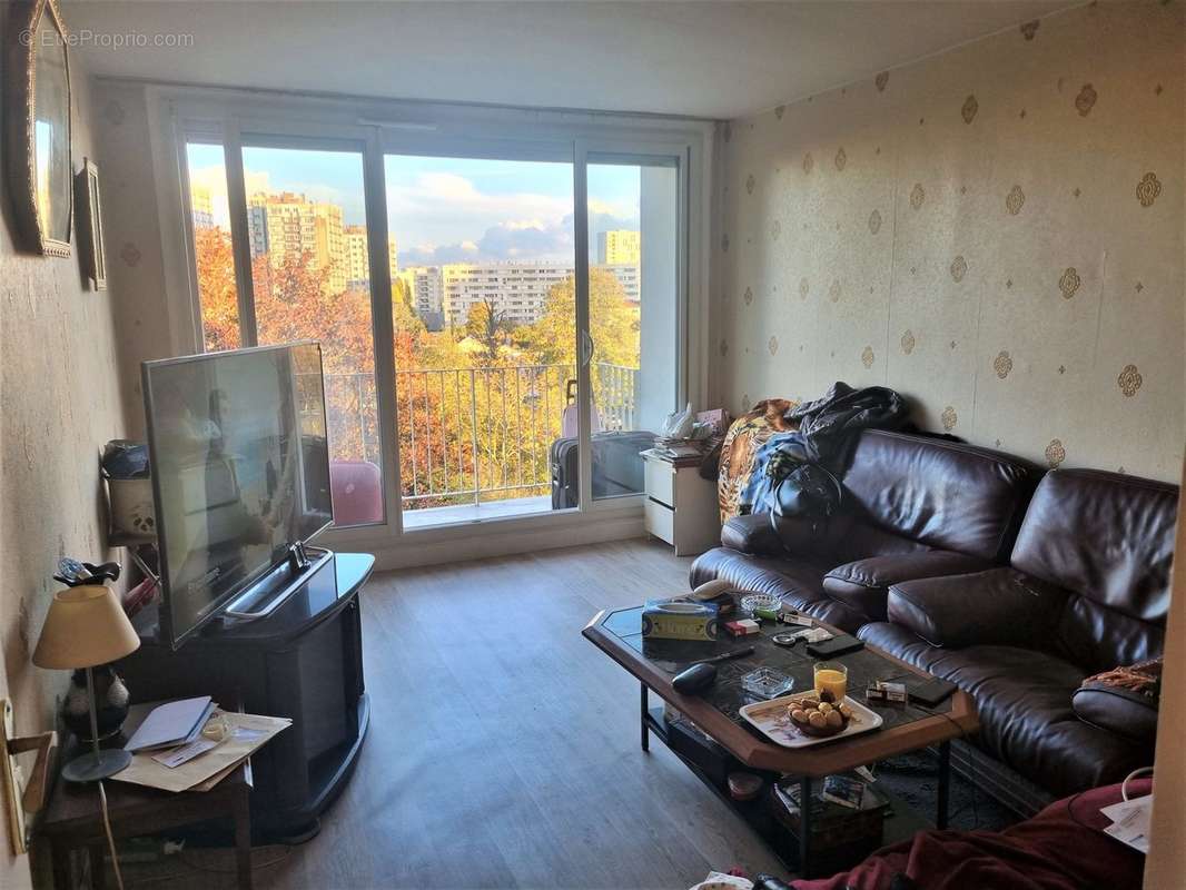 Appartement à EPINAY-SUR-SEINE