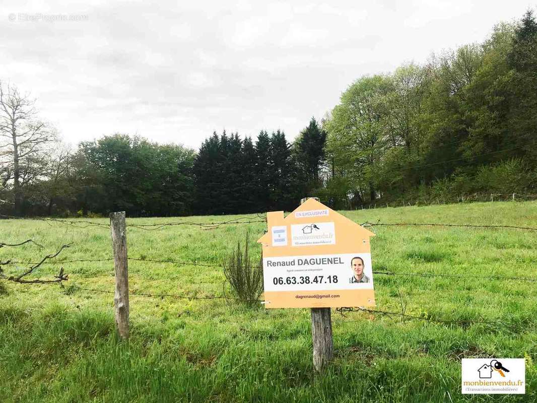 Terrain à AURILLAC