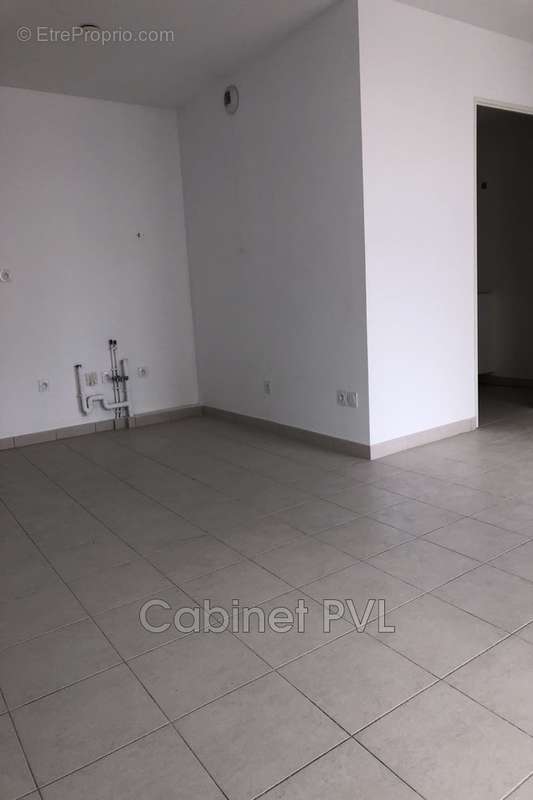 Appartement à MARSEILLE-16E