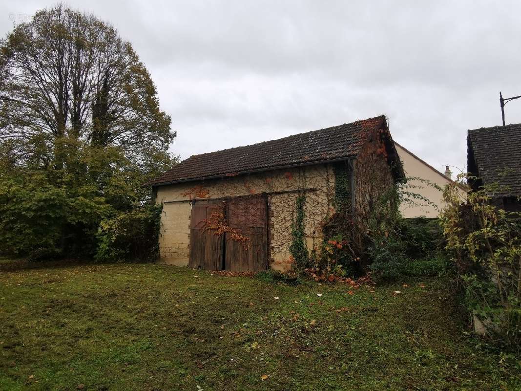 Maison à JOIGNY