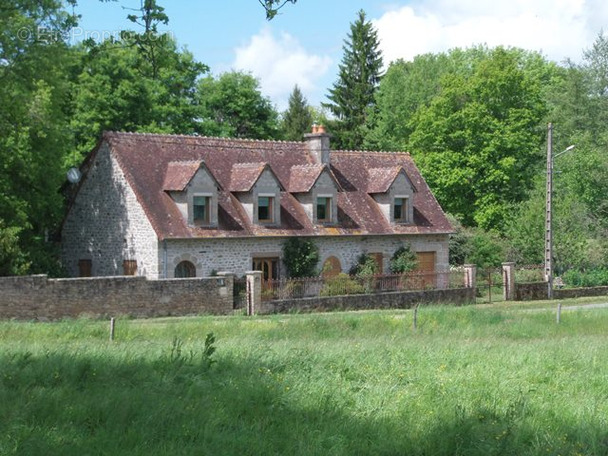 Maison à LA SOUTERRAINE