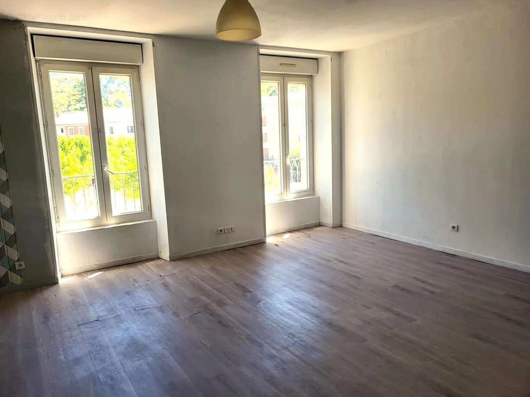 Appartement à LES VANS