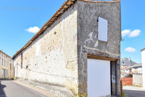 Maison à BRESSUIRE