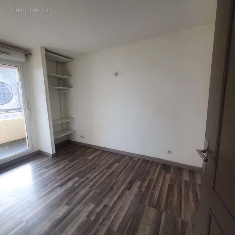 Appartement à MARSEILLE-15E