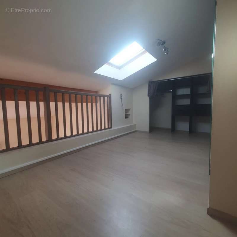 Appartement à MARSEILLE-15E