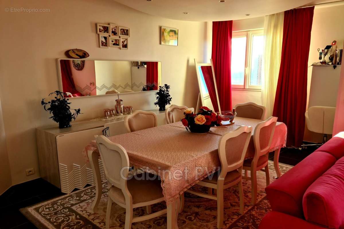 Appartement à MARSEILLE-15E