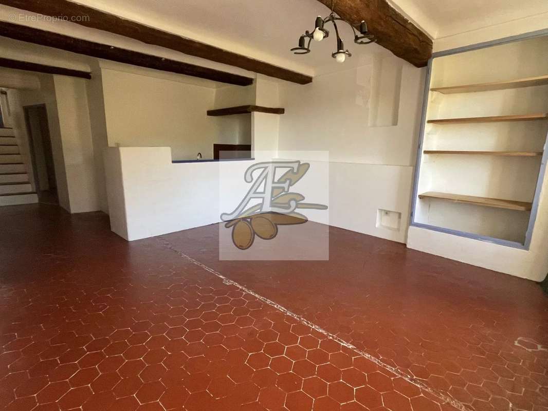 Appartement à SEILLANS