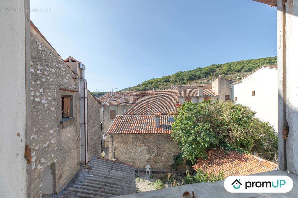 Maison à COMPS-SUR-ARTUBY