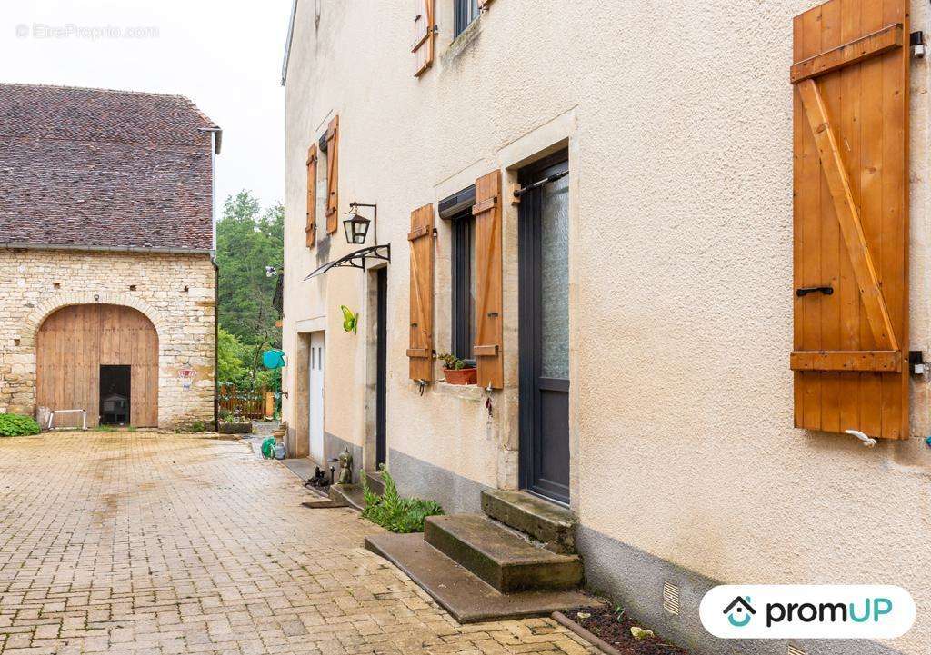 Maison à SOING-CUBRY-CHARENTENAY