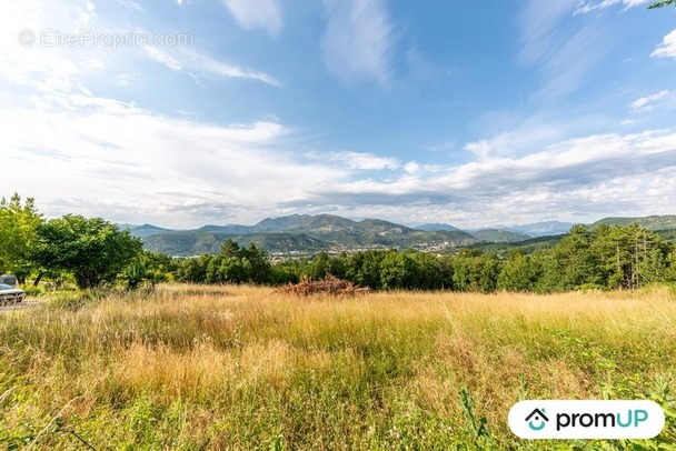 Terrain à DIGNE-LES-BAINS