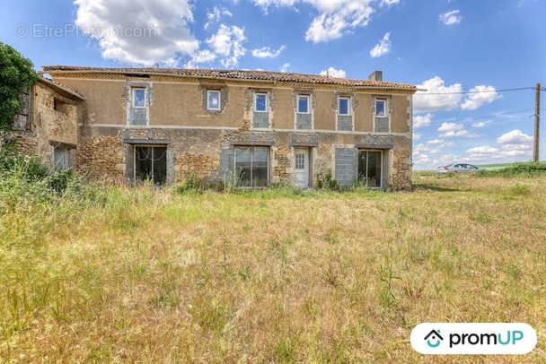 Maison à ASSAIS-LES-JUMEAUX