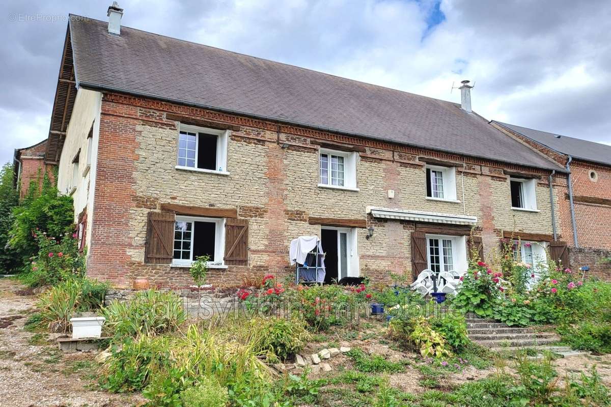 Maison à CRILLON