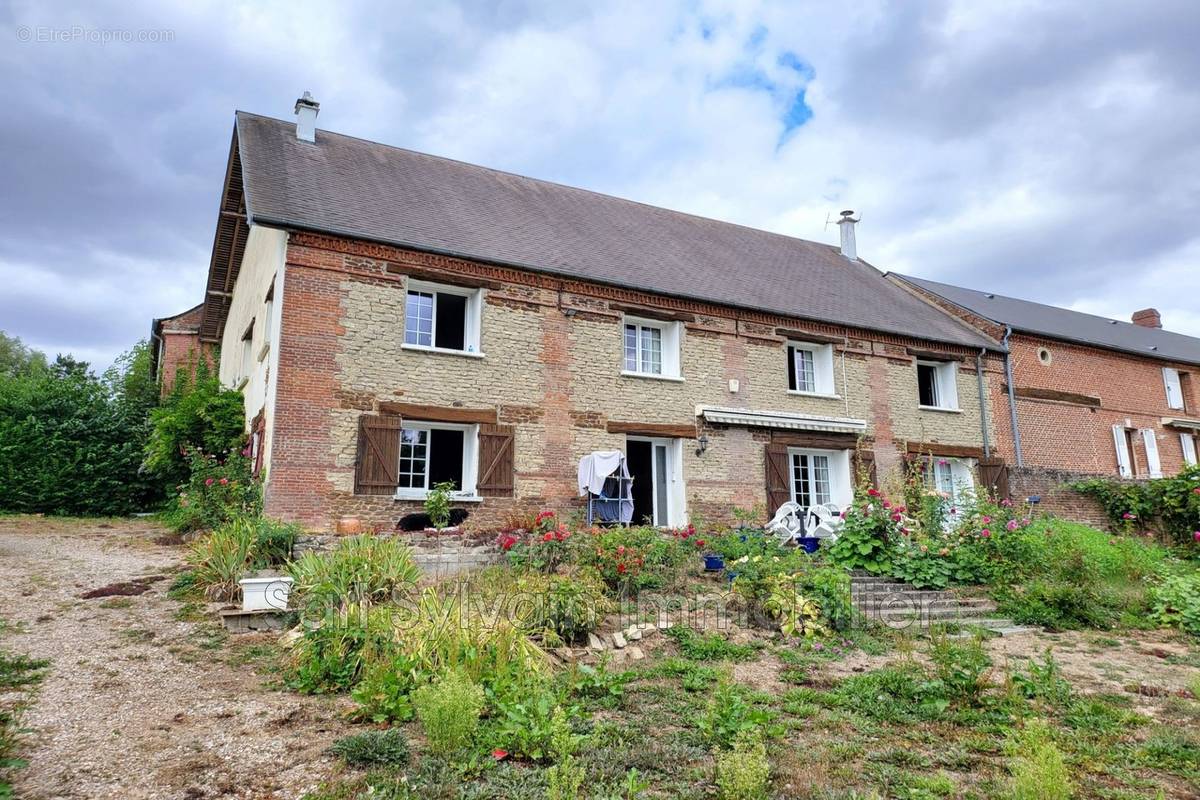 Maison à CRILLON