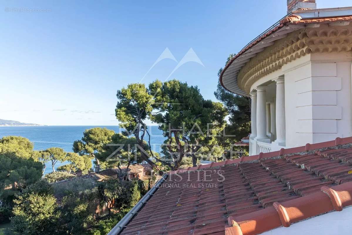 Appartement à ROQUEBRUNE-CAP-MARTIN