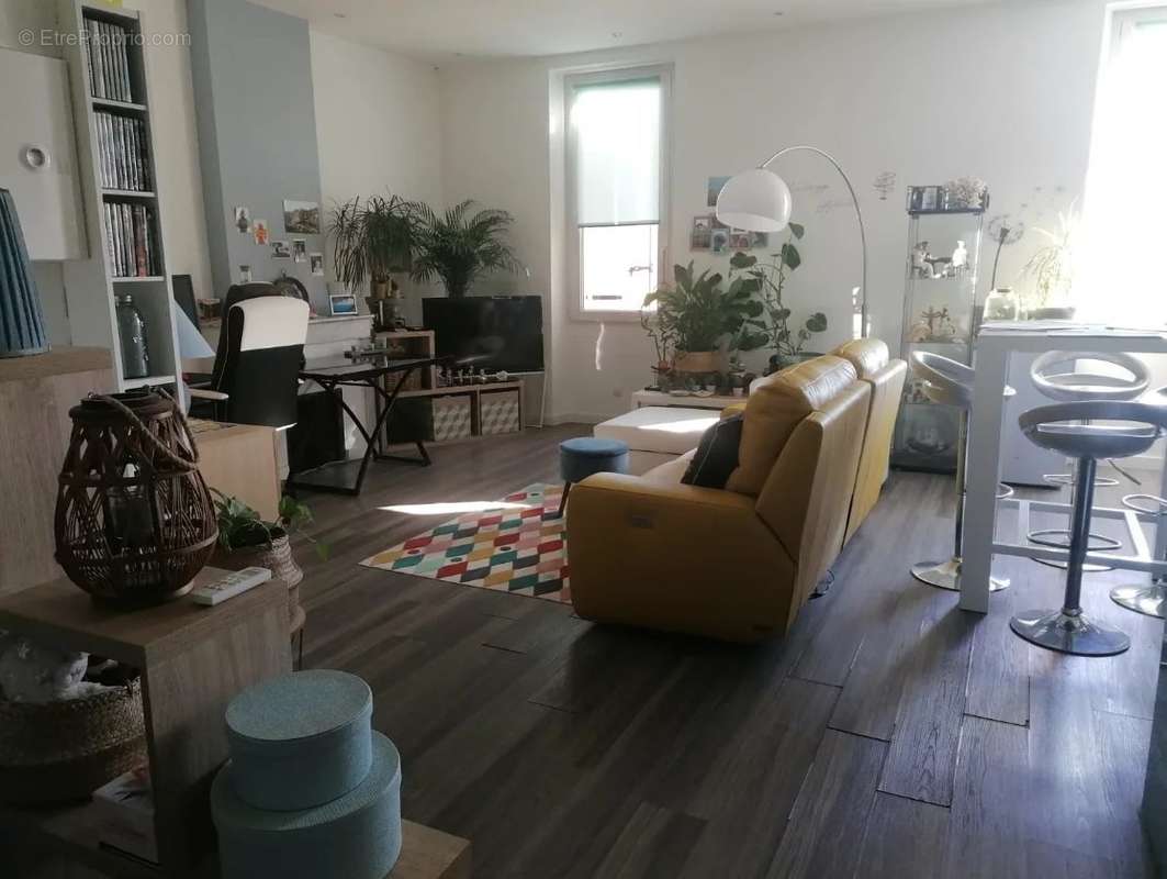 Appartement à MARSEILLE-15E