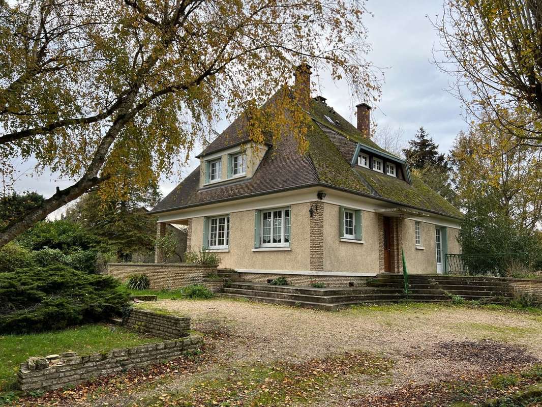 Maison à PACY-SUR-EURE