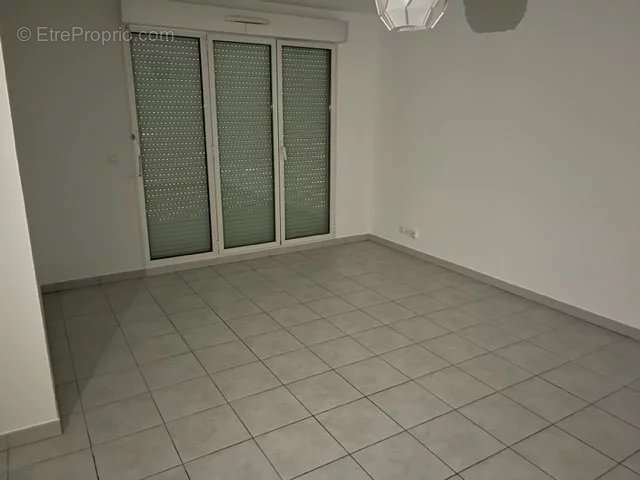 Appartement à VALLAURIS