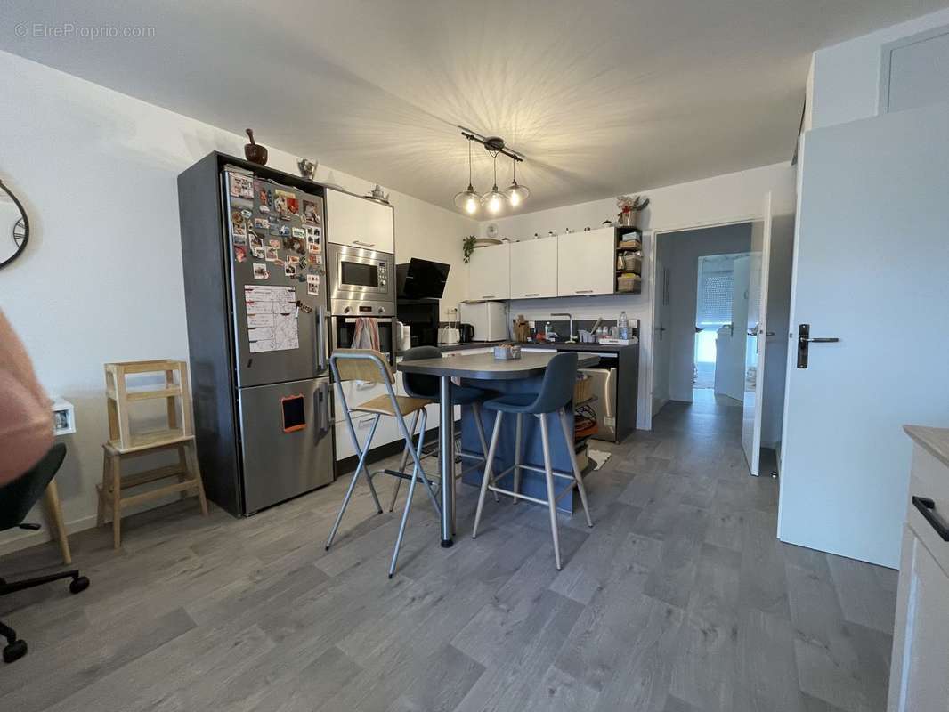 cuiisine - Appartement à MONTIGNY-LE-BRETONNEUX