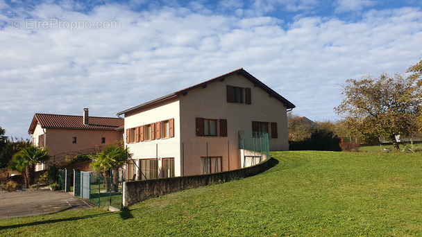 Maison à SAINT-HILAIRE-DE-BRENS