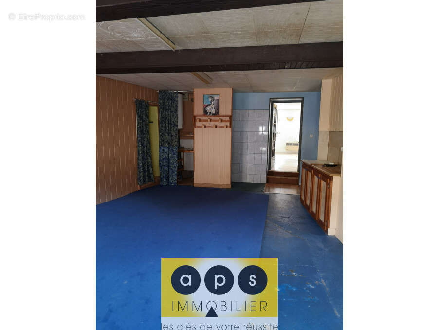 Appartement à SALINS-LES-BAINS