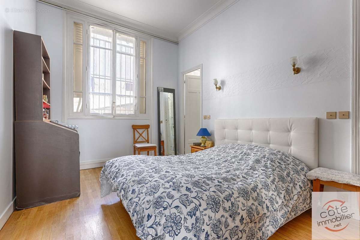 Appartement à PARIS-20E