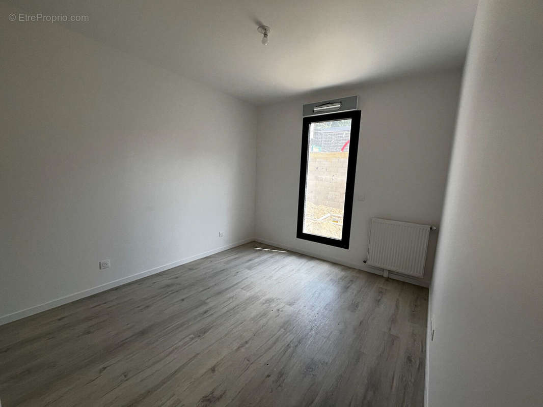 Appartement à BURES-SUR-YVETTE