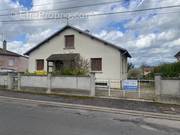 Maison à DOMPIERRE-SUR-BESBRE