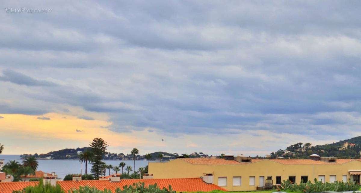 Appartement à BEAULIEU-SUR-MER