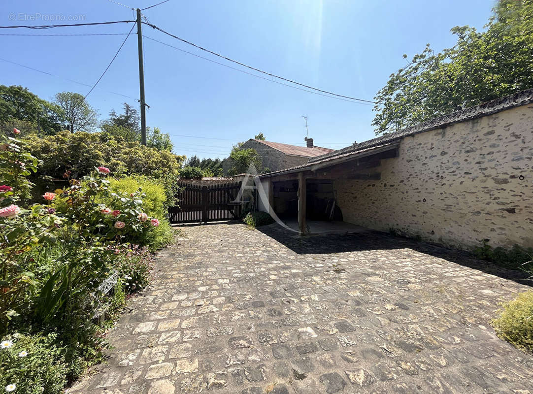 Maison à DOURDAN