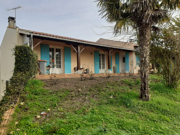 Maison à SAINT-JEAN-D&#039;ANGELY