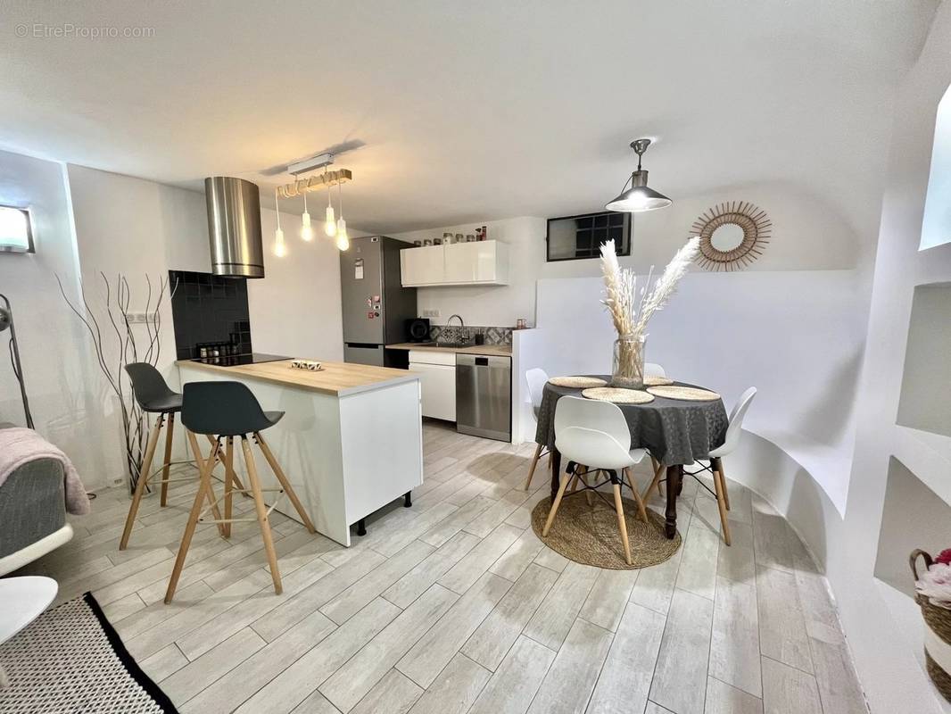 Appartement à VENCE