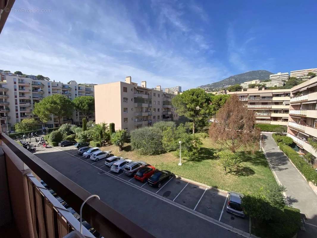 Appartement à ROQUEBRUNE-CAP-MARTIN