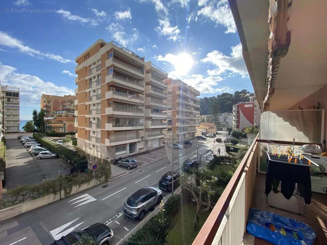 Appartement à ROQUEBRUNE-CAP-MARTIN