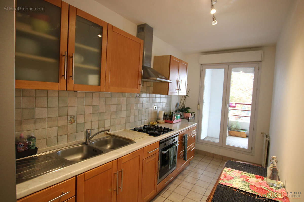 Appartement à LYON-9E