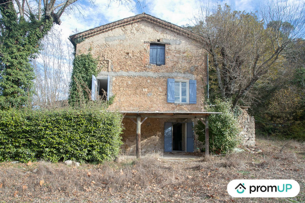 Maison à CHATEAUDOUBLE