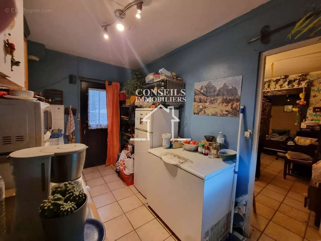 Appartement à VILLENEUVE-SUR-YONNE