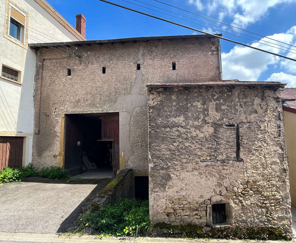 Maison à CONTZ-LES-BAINS