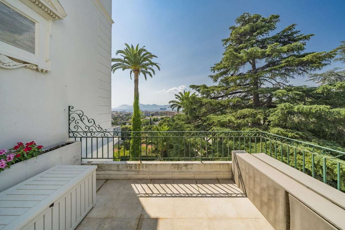 Appartement à CANNES