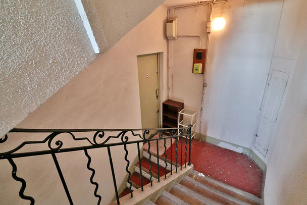 Appartement à MARSEILLE-1E